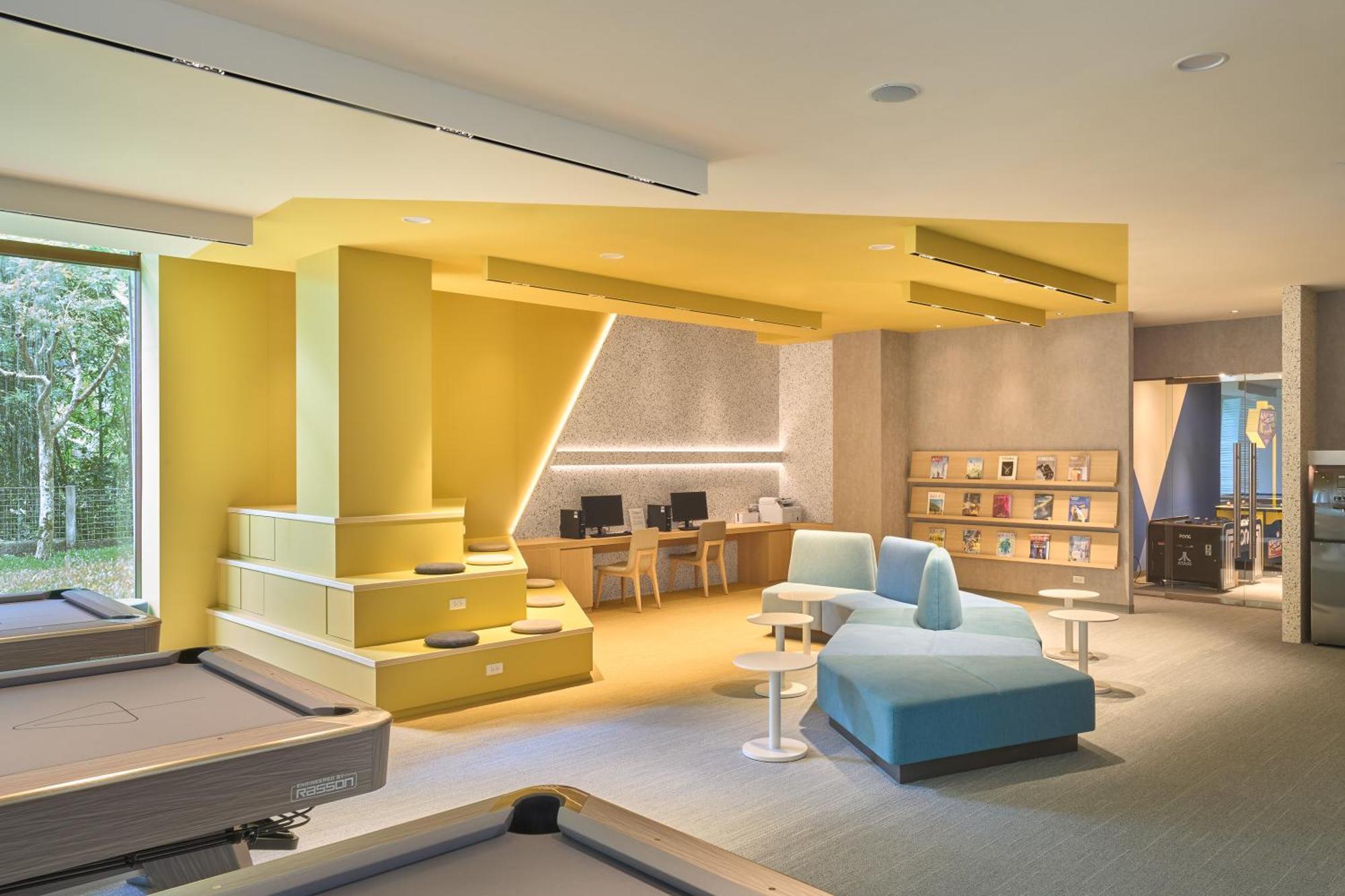 Hotel Royal Chiao Hsi Цзяосі Екстер'єр фото The library